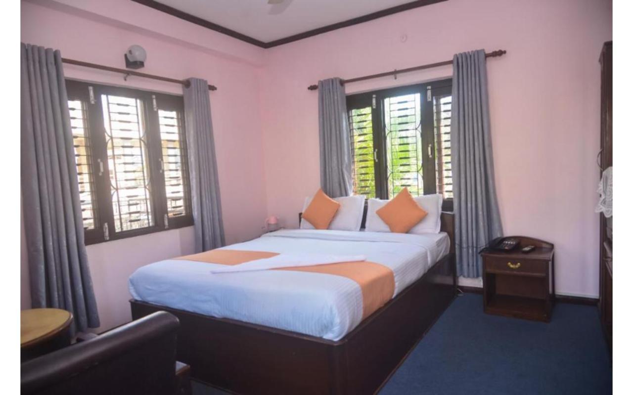 Hotel Travel Inn Pokhara Exterior foto