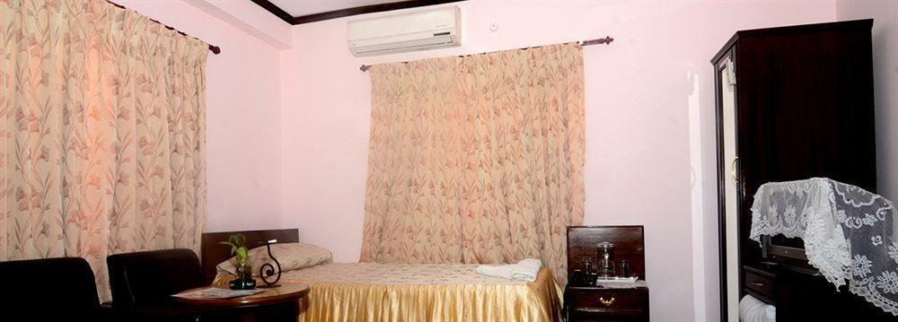 Hotel Travel Inn Pokhara Exterior foto